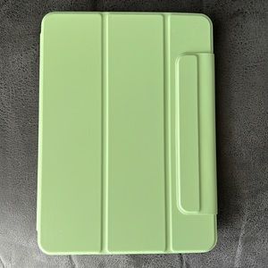 iPad Pro 11” Matcha Green Case